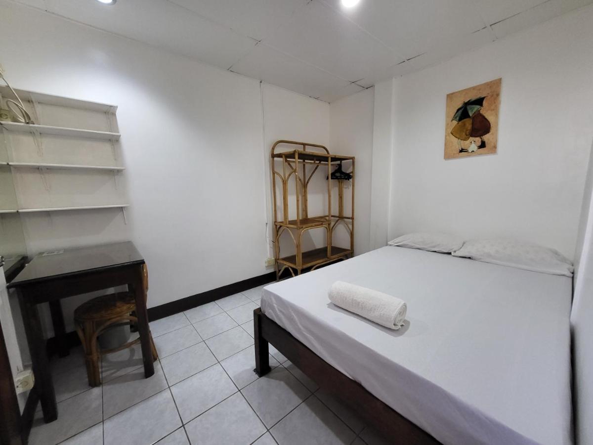 Ayahay Sa Matutina Hotel Puerto Princesa Værelse billede