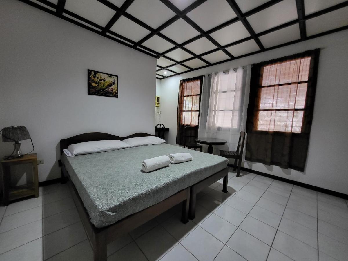 Ayahay Sa Matutina Hotel Puerto Princesa Værelse billede