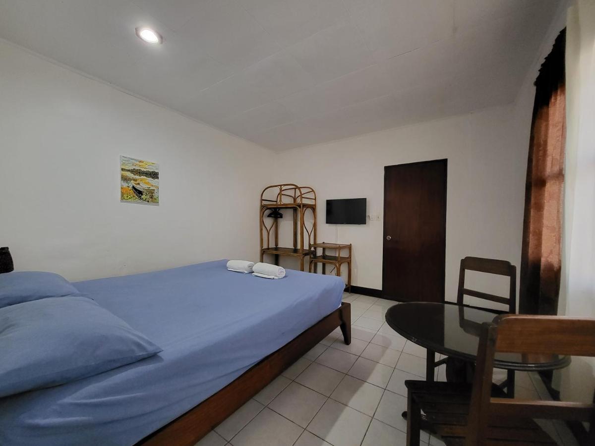 Ayahay Sa Matutina Hotel Puerto Princesa Værelse billede